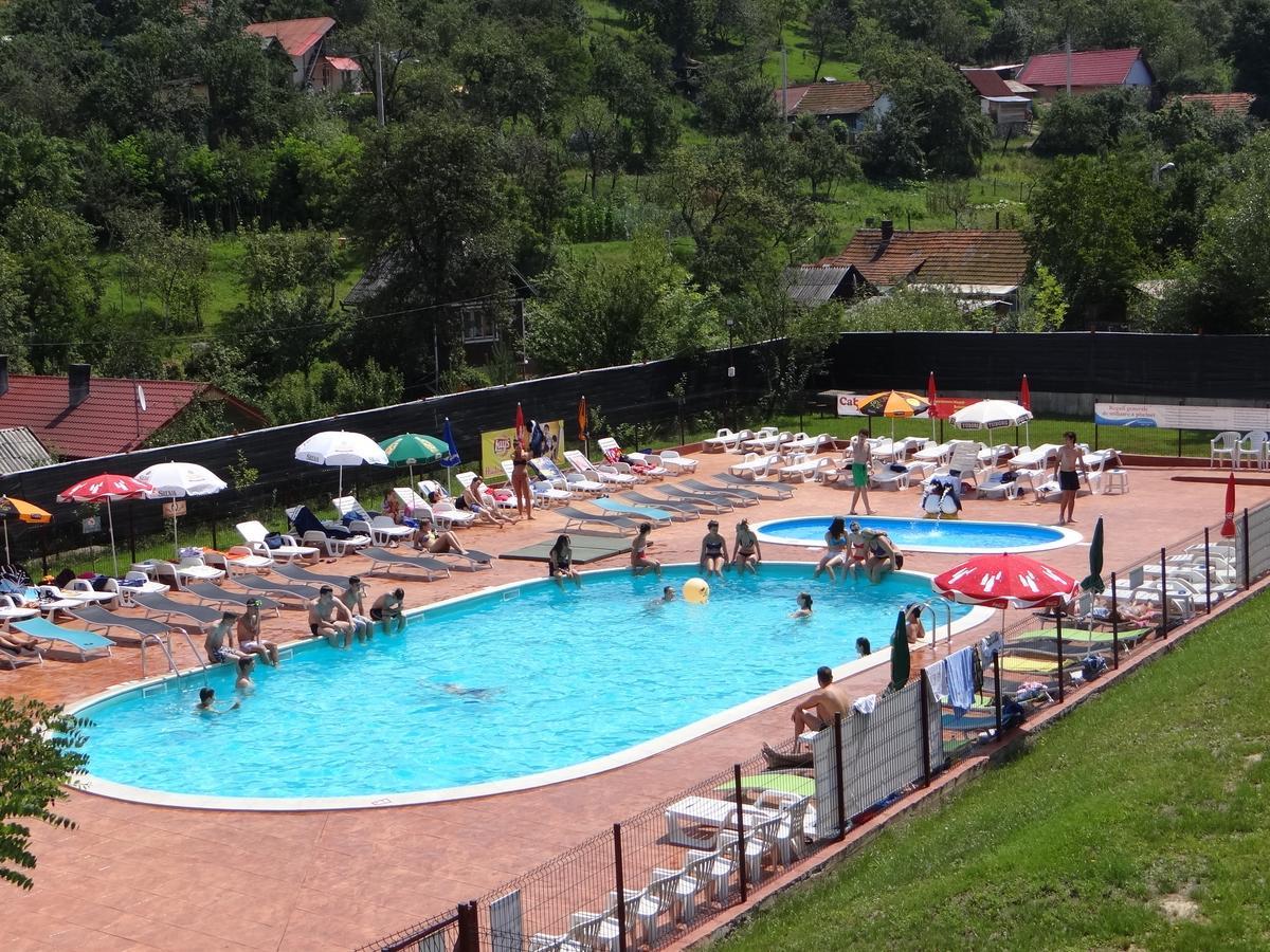 Cabana Pensiune La Brazi Vulcan  Exterior foto
